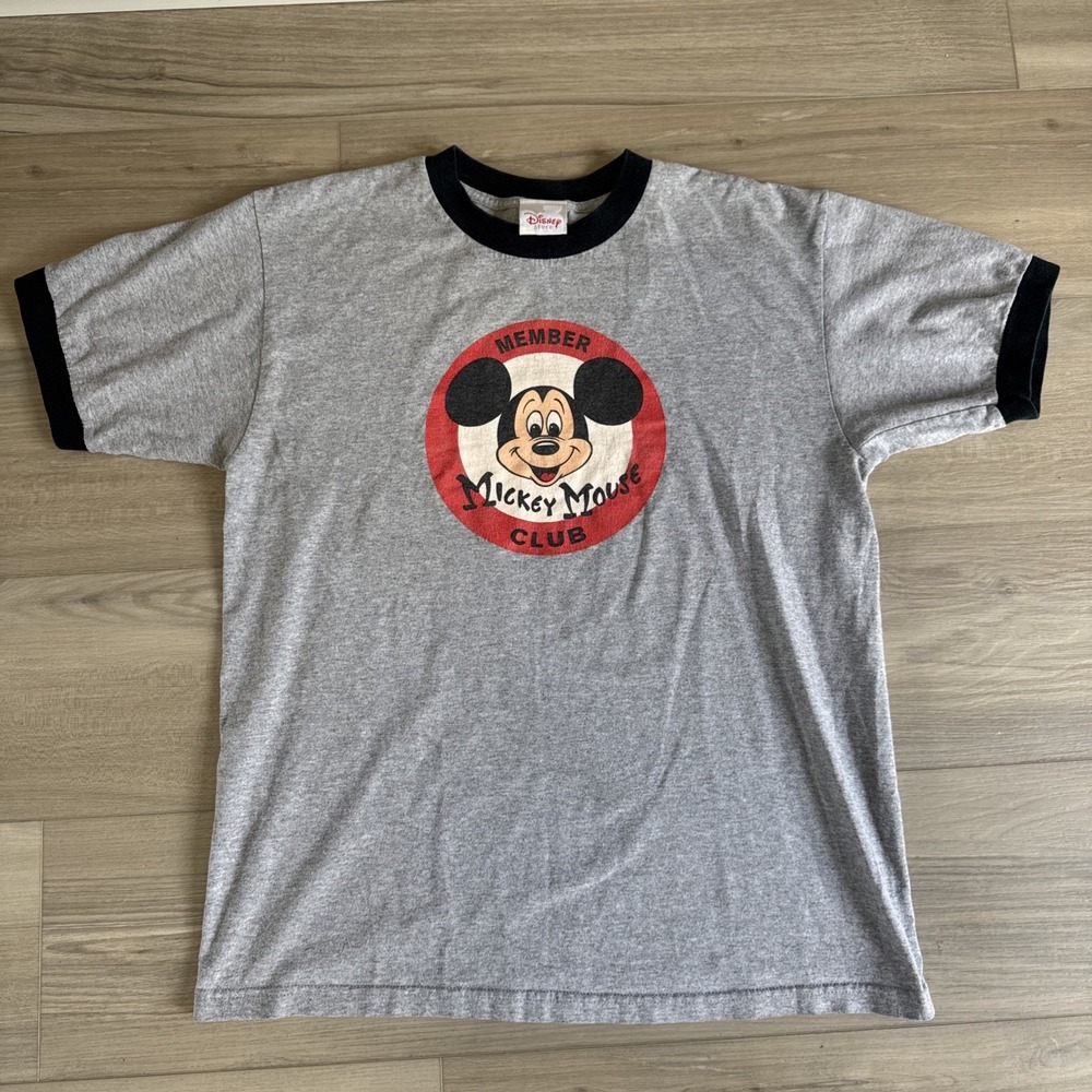 Vintage 1990s Walt Disney World "Member‎ Mickey Mouse Club" Gray M Ringer Shirt